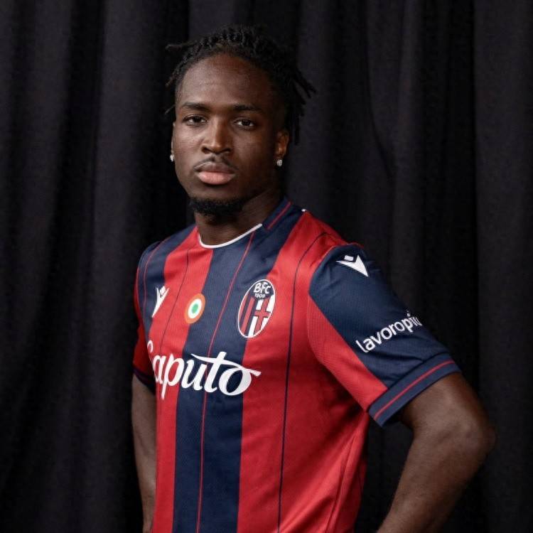 一日意甲动向:裁判错了却罚米兰主帅,国米取胜降压齐沃赞年轻人