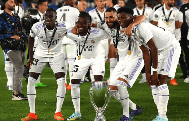 西甲焦点战:皇家马德里VS巴塞罗那 赛前深度剖析与比分前瞻